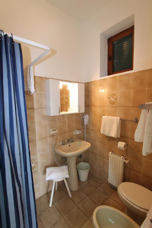 Hotel La Marinella Castiglioncello Eksteriør billede
