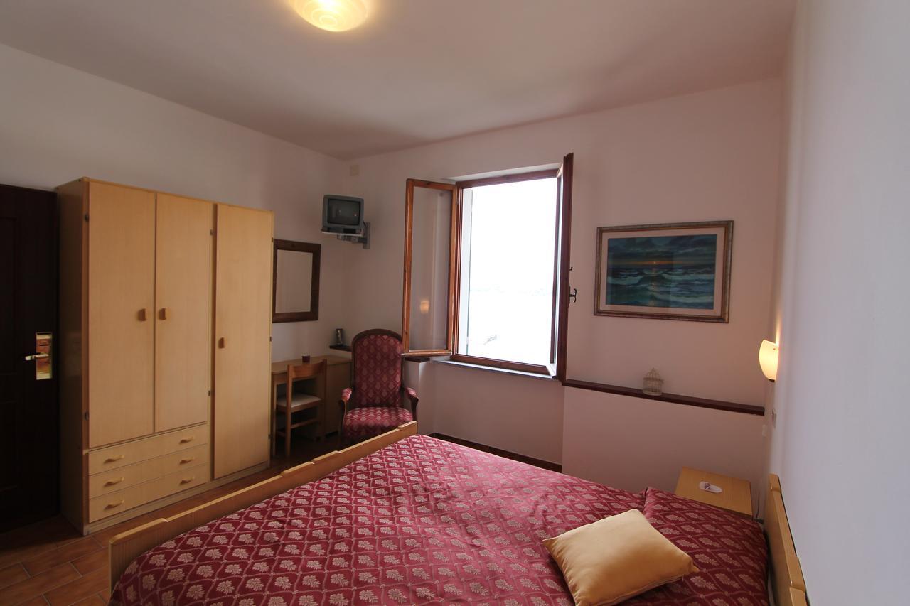 Hotel La Marinella Castiglioncello Eksteriør billede