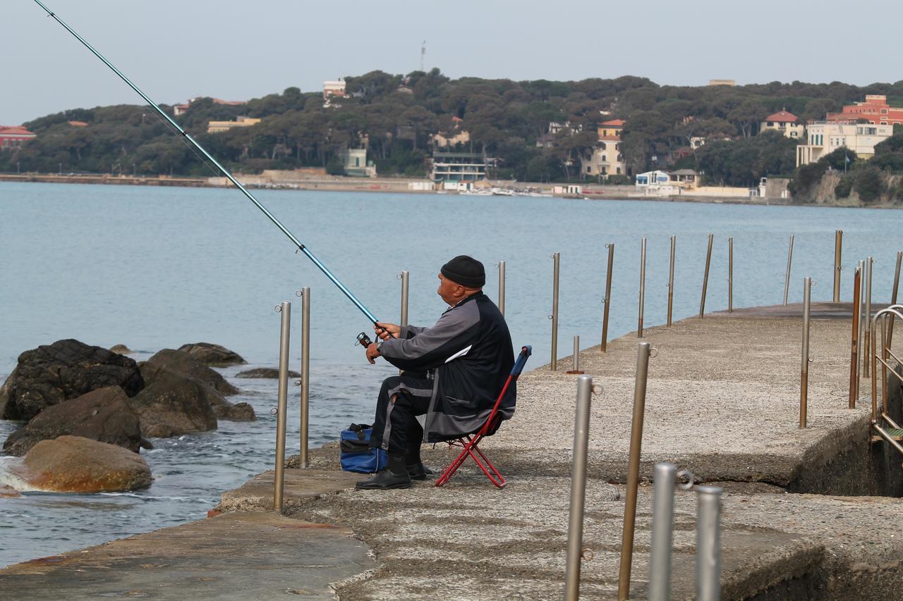 Hotel La Marinella Castiglioncello Eksteriør billede