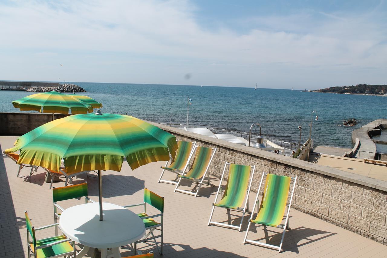 Hotel La Marinella Castiglioncello Eksteriør billede