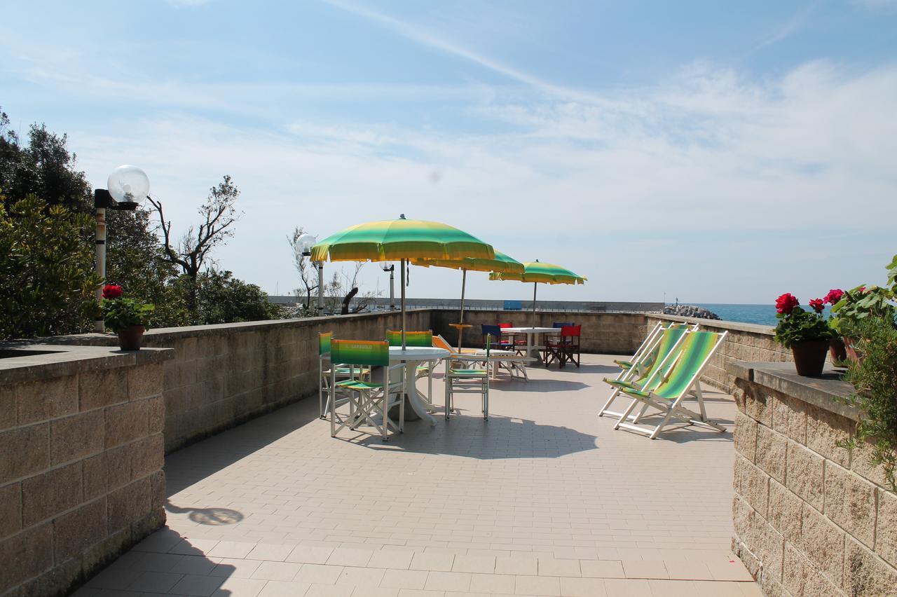 Hotel La Marinella Castiglioncello Eksteriør billede